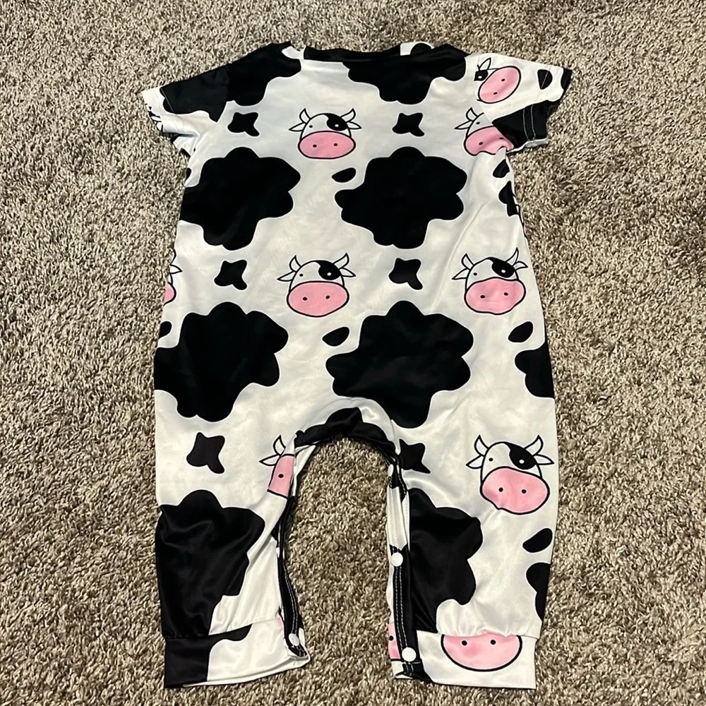 Shein‎ Black & White Cow Infant Romper
